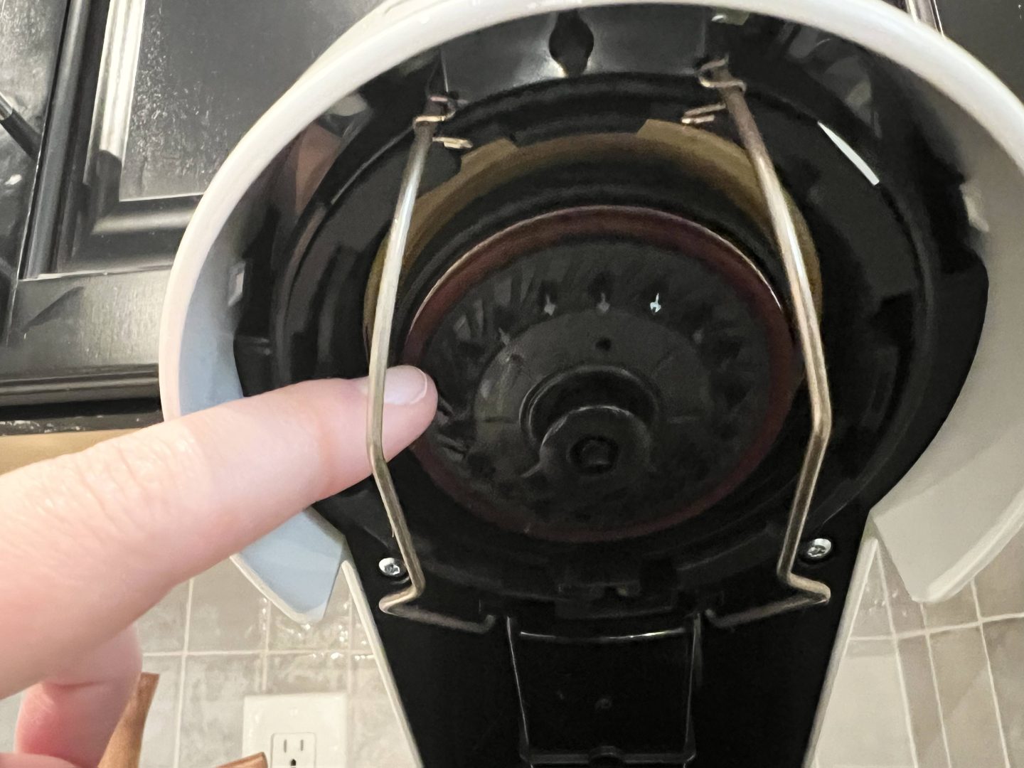 how to fix a clogged nespresso vertuo machine